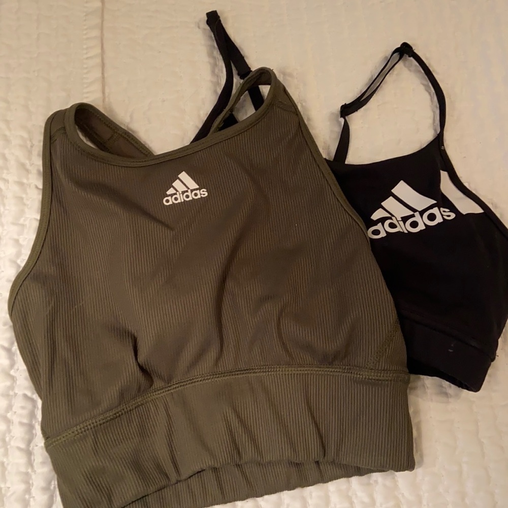 Adidas Small sports bra lot